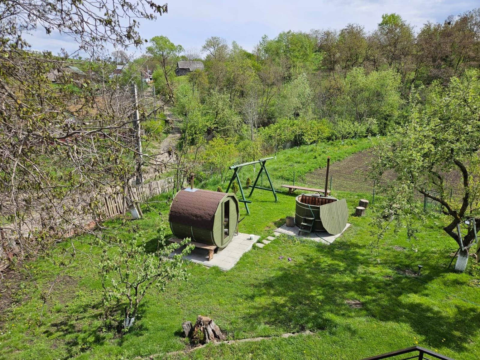 Casa Bunicilor Βίλα Ciprian Porumbescu Εξωτερικό φωτογραφία